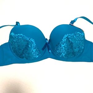 NWT 42D PINK lightly lined lacy blue bra